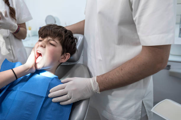 Best Weekend Emergency Dentist in Baraga, MI